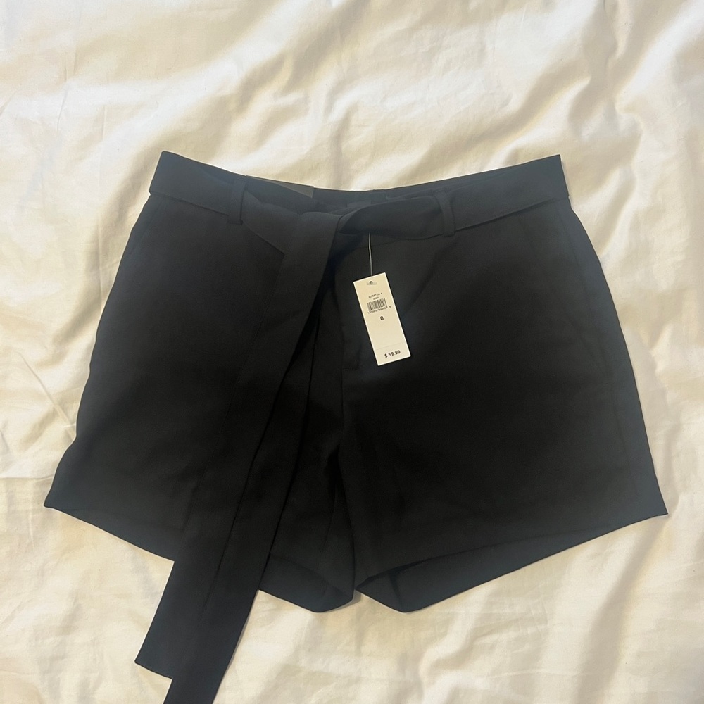 Banana Republic 4’ Dress Shorts NWT